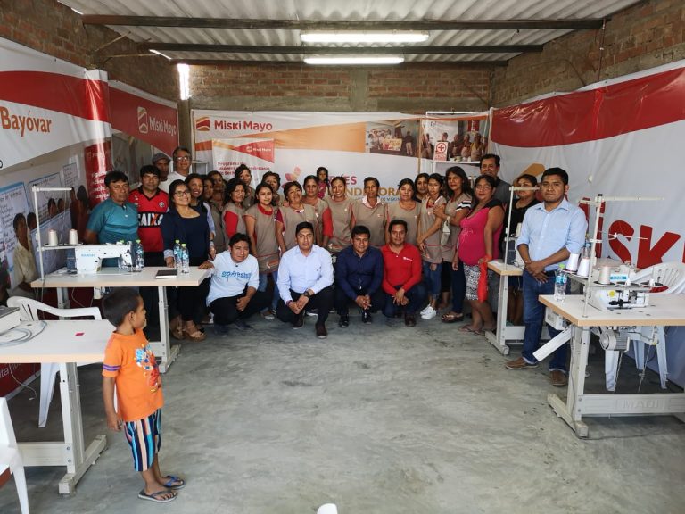 Más de 20 mujeres de Bayóvar son beneficiadas con proyecto textil