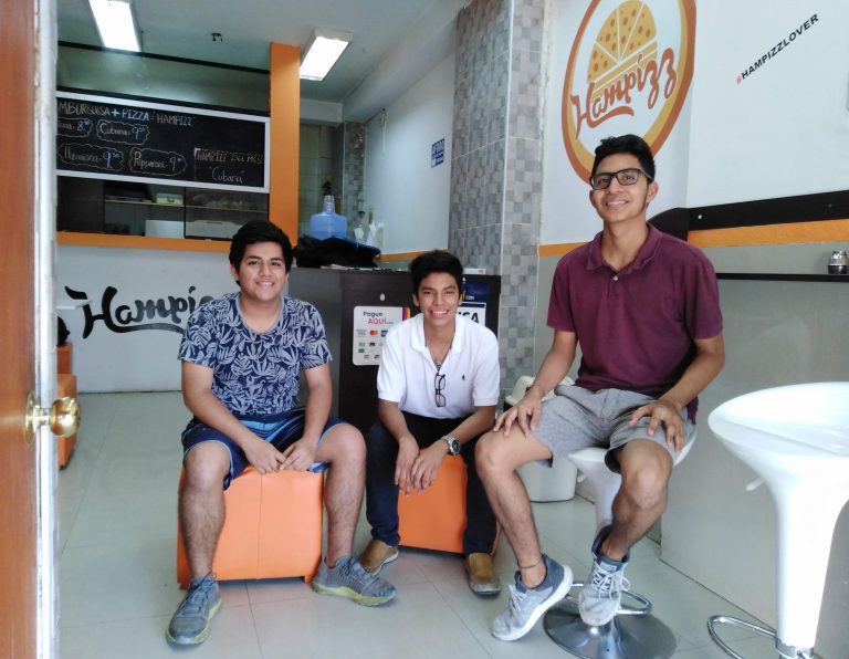 Hampizz, la fusión de pizza y hamburguesa que ha conquistado a los comensales piuranos