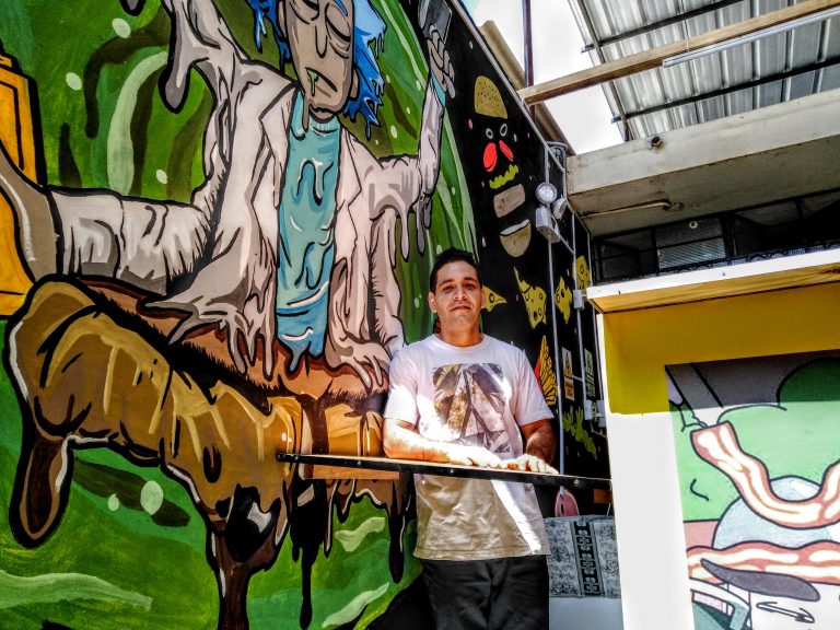 ‘Rick y Morty’ y las hamburguesas se unen para ofrecer una experiencia eco amigable