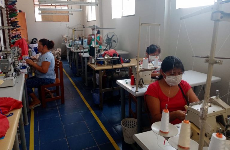 Gobierno Regional Piura comprará 100 mil mascarillas a las Mype locales