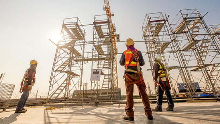 Sector construcción se alista para el reinicio de sus actividades en mayo