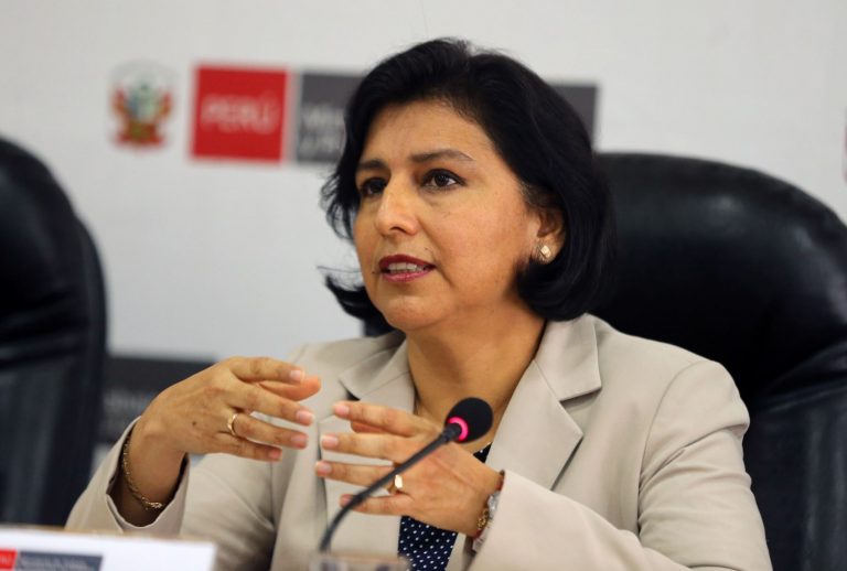 MTPE descarta facilitar ceses colectivos sin autorización previa