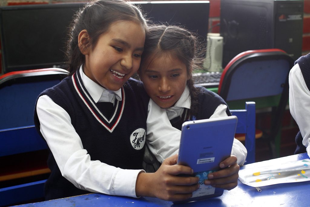 Se pone a disposición herramientas educativas, recursos tecnológicos, talleres y cursos de formación docente que conforman el programa de “Educación Digital” de Fundación Telefónica/Movistar.