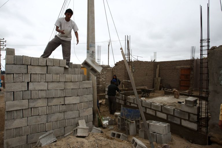 Reactivación de sector inmobiliario permitirá generar 118,000 empleos