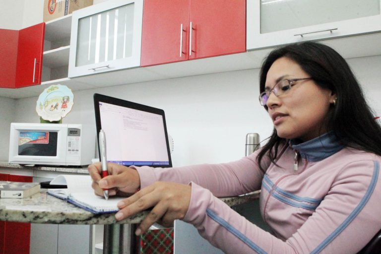 Gastos de empleados en teletrabajo podrán ser compensados por empresas