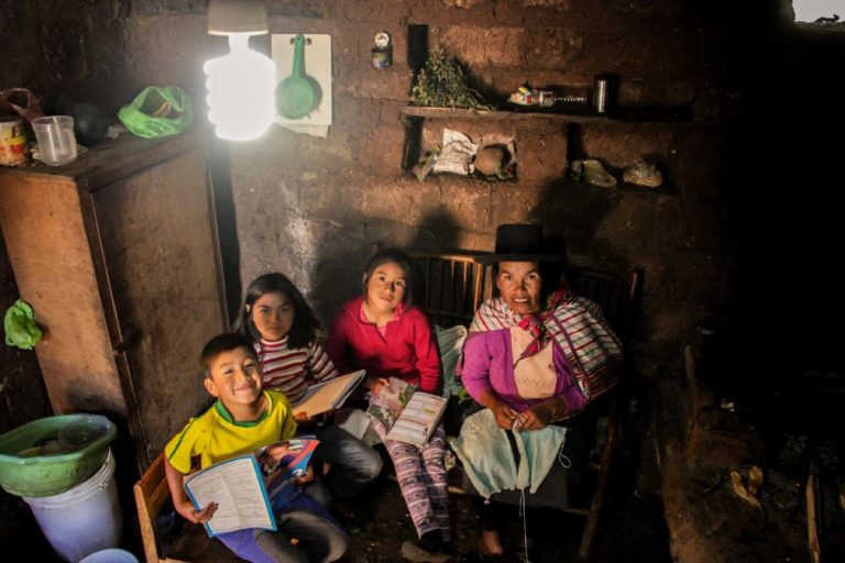 Estos serán los beneficiados del Bono de Electricidad