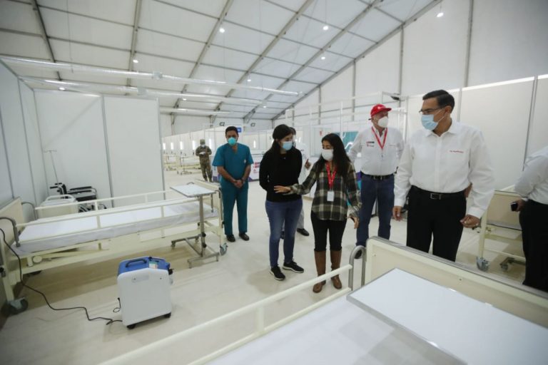 Presidente Vizcarra anuncia que el 27 y 29 de julio serán días laborables