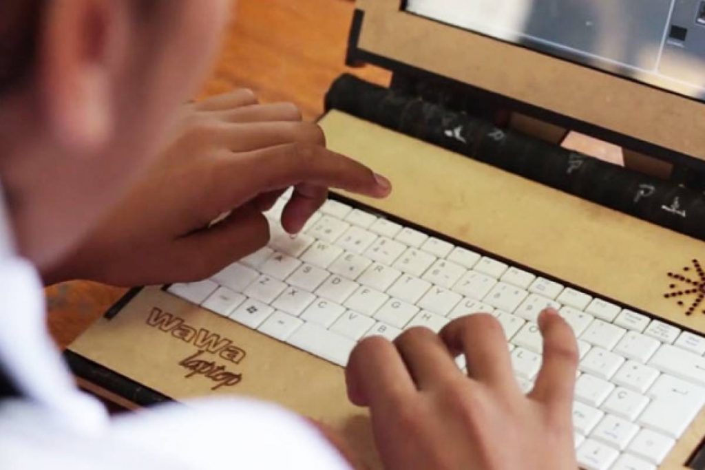 «Wawa Laptop» busca ayudar a 1000 niños a acceder a una educación de calidad