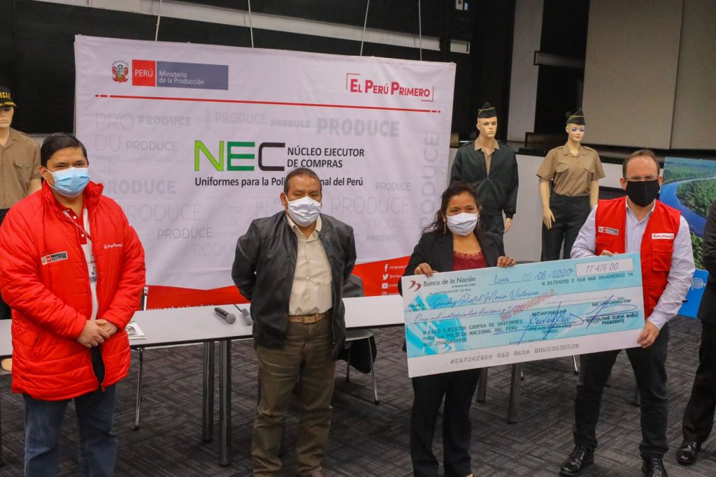 Mypes producirán uniformes de oficina para la Policía Nacional del Perú