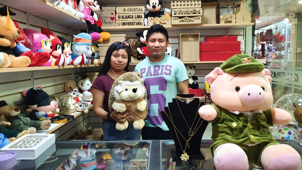 La reinvención de una agencia de viajes a una tienda de detalles Tienda de regalos y detalles "Luna y miel"
