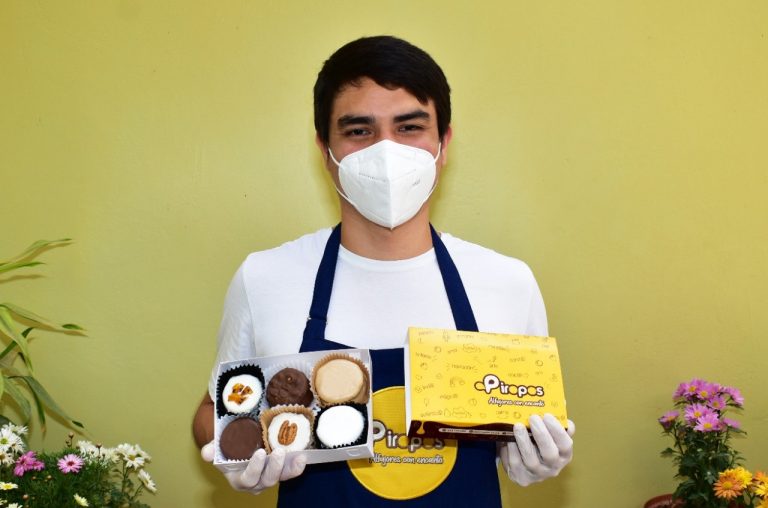 Piropos: alfajores con una gran dosis de creatividad