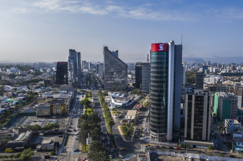 Economía peruana crecerá por encima de lo esperado en cuarto trimestre