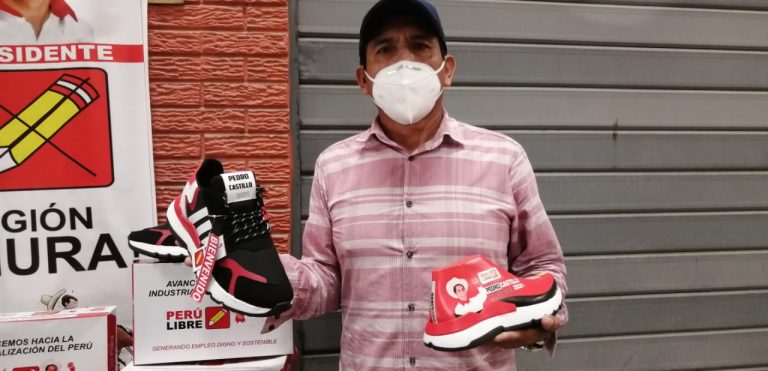 Emprendedor revoluciona redes con sus zapatillas de Pedro Castillo