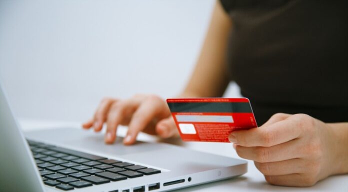 Conoce 4 recomendaciones para que realices compras online de manera segura