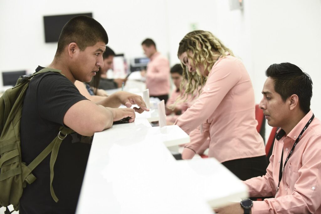 Conoce cómo reclamar a la empresa operadora por montos no reconocidos en recibos
