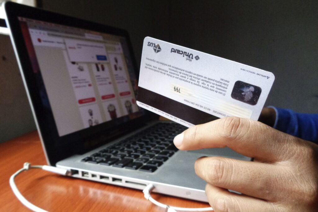 5 consejos para proteger el dinero que maneja a través de internet
