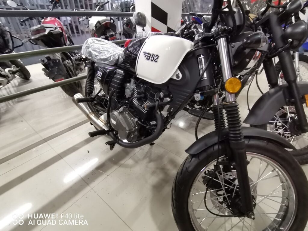 Línea de motocicletas B52 llega al mercado piurano de la mano con Motrek