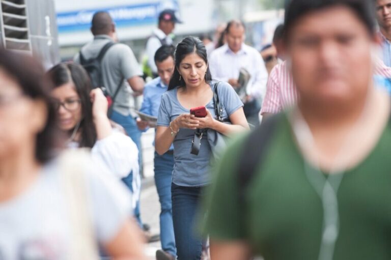 Operadoras están obligadas a entregar contraseña única a los usuarios de telefonía móvil