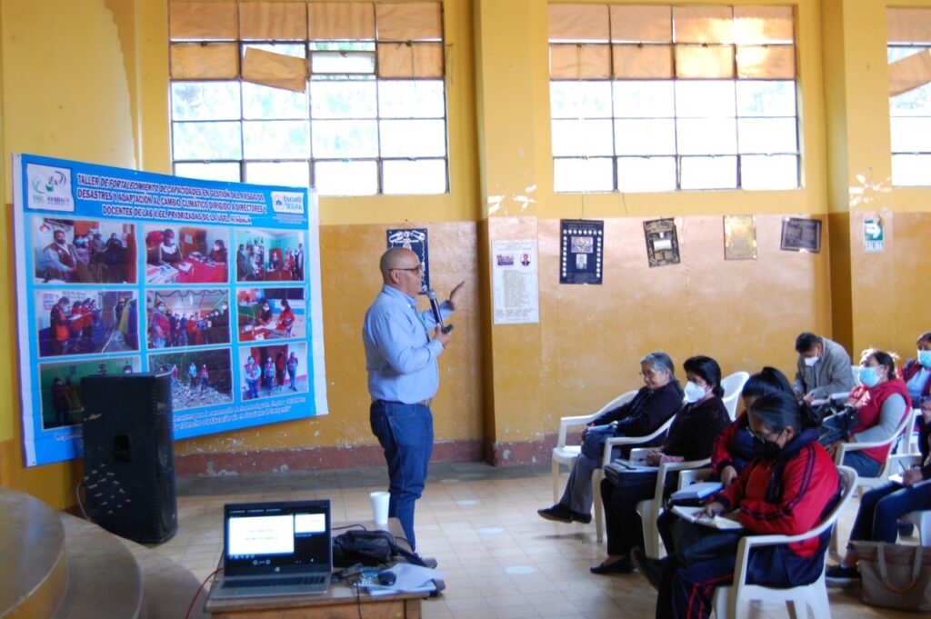Docentes de Ayabaca recibieron capacitaciones para prevenir riesgos eléctricos Docentes de Ayabaca recibieron capacitaciones para prevenir riesgos eléctricos