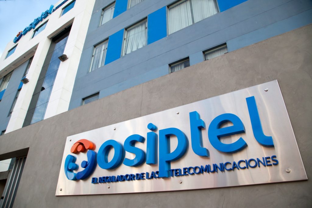 Telefónica, Entel y Bitel buscan continuar con riesgosa venta de chips móviles en la vía pública a través de demanda de amparo Telefónica, Entel y Bitel buscan continuar con riesgosa venta de chips móviles en la vía pública a través de demanda de amparo