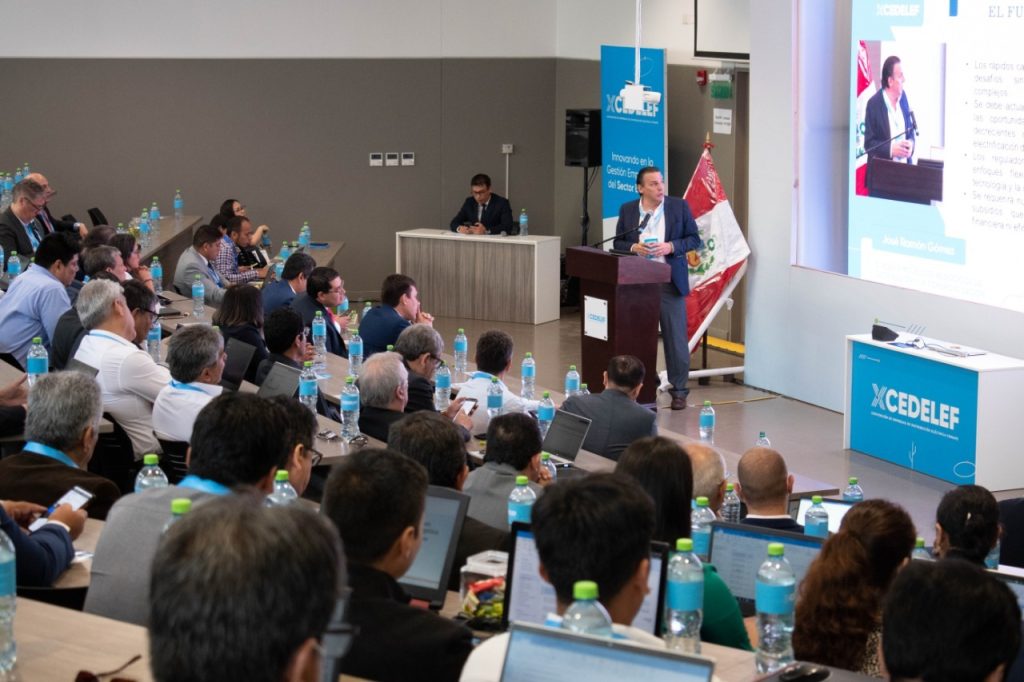 Segunda jornada de la X Cedelef presenta interesantes propuestas para afrontar la transición energética