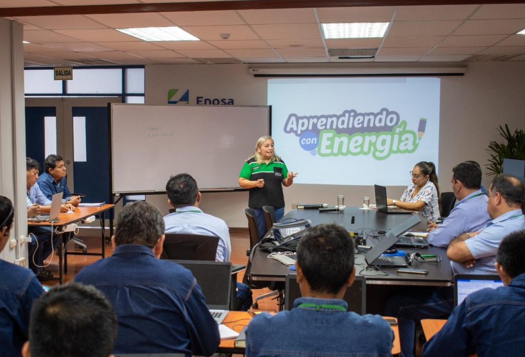 300 colegios de Piura recibirán talleres sobre riesgos eléctricos y uso eficiente de energía colegios