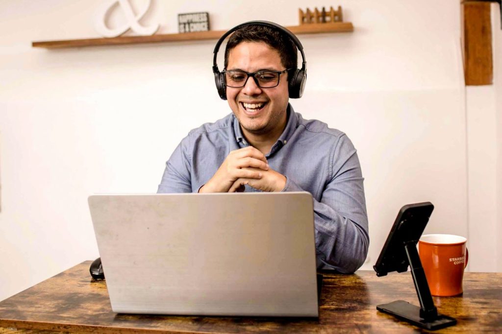 OSIPTEL: número de conexiones de internet fijo con fibra óptica creció 79.61 % a marzo de 2023