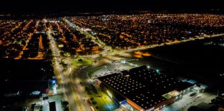 Enosa remodelará más de 36 KM de redes e instalará más de mil luminarias LED en distritos de Sullana/Distriluz