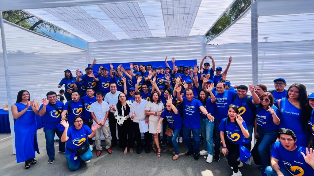Esperanza que une: Caja Piura ayuda a 1,200 afectados por lluvias en el distrito veintiséis de octubre Unidos por la esperanza - Caja Piura ayuda a 1,200 afectados por lluvias en el distrito veintiséis de octubre