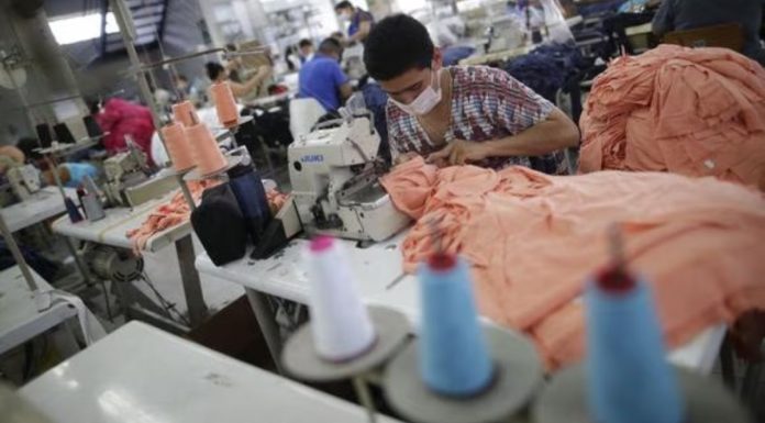 Ejecutivo destinó más de S/25 millones para compras públicas a mypes del sector textil y confecciones