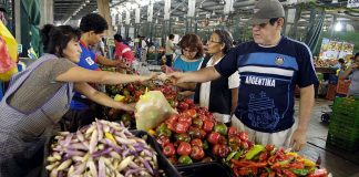 Mercados mayoristas de Lima recibieron 8 mil toneladas de productos: ¿Qué alimentos tienen mejor precio?