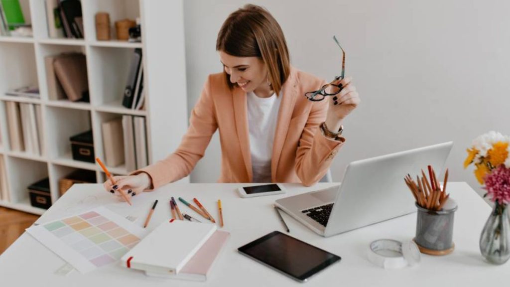 Mujeres emprendedoras: ¿Cómo impulsar y hacer crecer tu negocio?