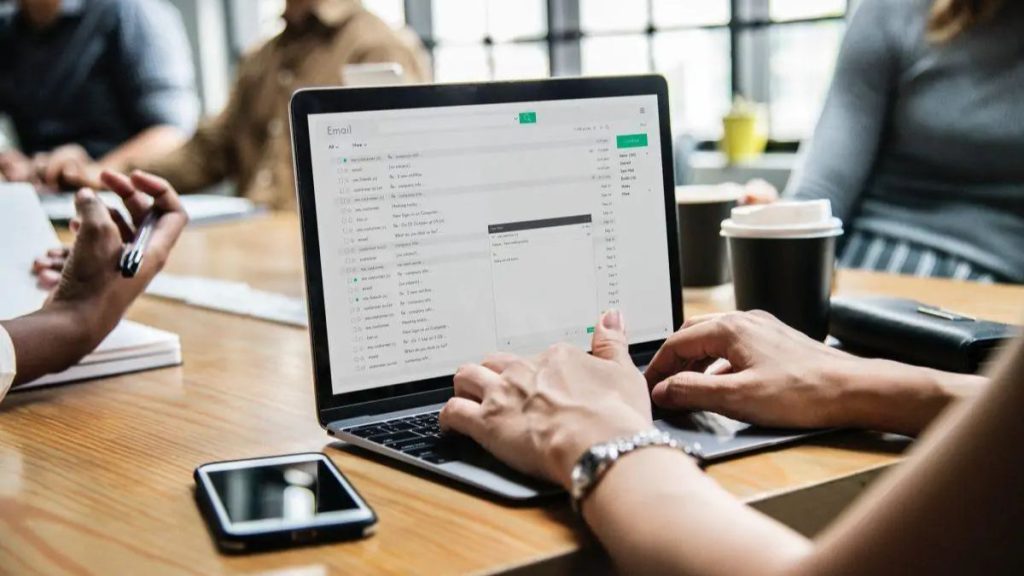 Marketing digital para emprendedores: ¿Qué estrategias debes implementar para alcanzar el éxito? Marketing digital para emprendedores ¿Qué estrategias debes implementar para alcanzar el éxito