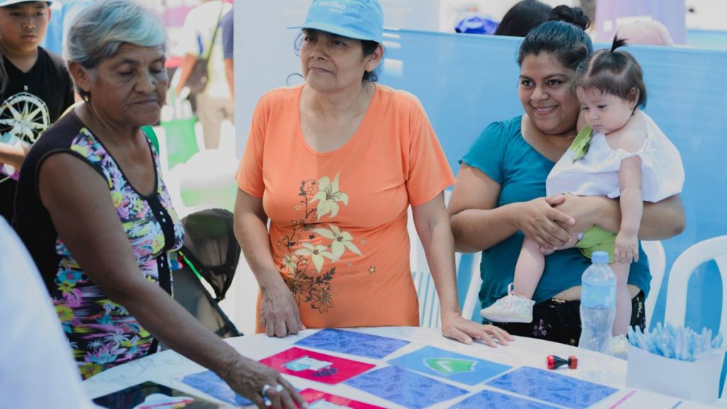 Más de 1,000 familias y emprendedores piuranos participaron en feria sobre el FEN