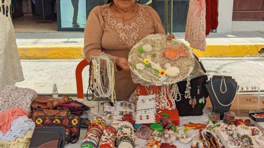 Artesanas de Sechura realizarán exhibición de piezas marinas Artesanas de Sechura realizarán exhibición de piezas marinas