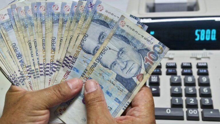 Cerca del 20% de peruanos ahorra fuera del sistema financiero: ¿Cuáles son las razones?