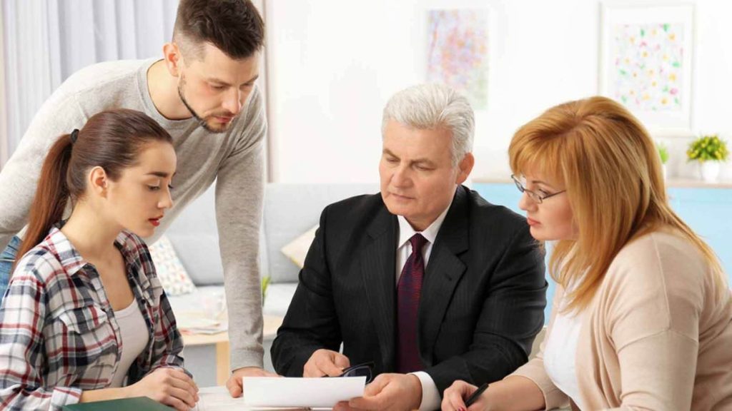 ¿Tienes una empresa familiar? Conoce cómo tomar decisiones en medio de la recesión económica ¿Tienes una empresa familiar Conoce cómo tomar decisiones en medio de la recesión económica