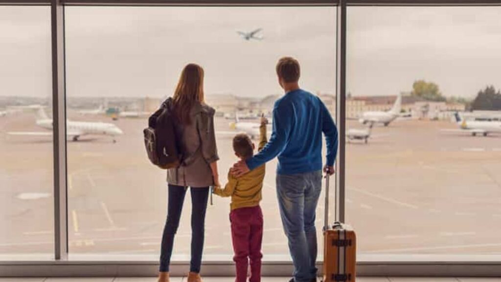 ¿Viajarás por Año Nuevo? Conoce cómo comprar vuelos baratos para la temporada de fin de año