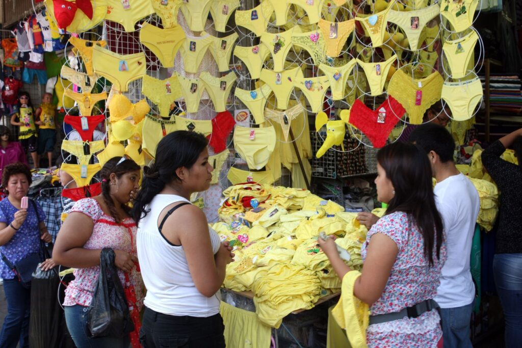 ofertas-irresistibles-en-gamarra-prendas-desde-s-1-para-celebrar-el-ano-nuevo-con-estilo