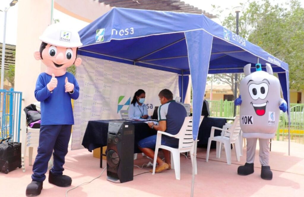 Programa Enosa Móvil participó en foro internacional del sector eléctrico Programa Enosa Móvil participó en foro internacional del sector eléctrico