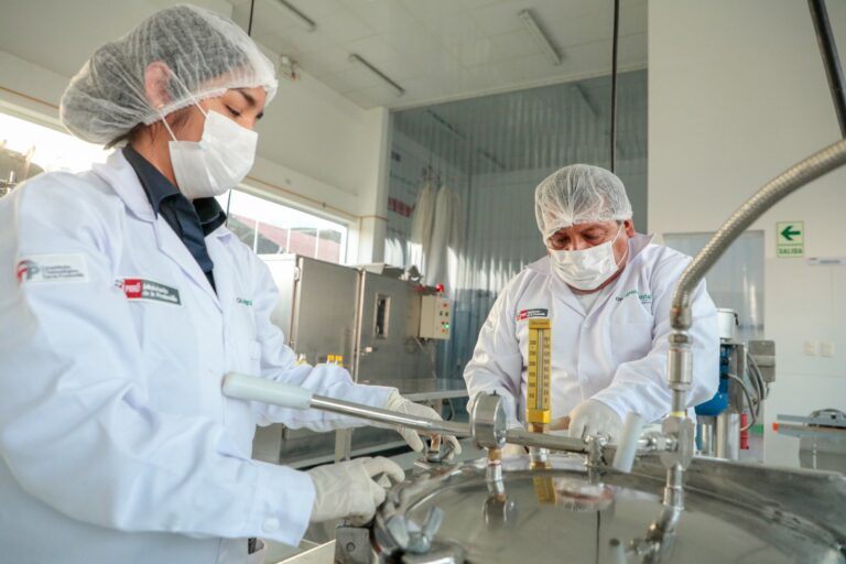 PRODUCE ofrece charlas y capacitaciones en todo el país