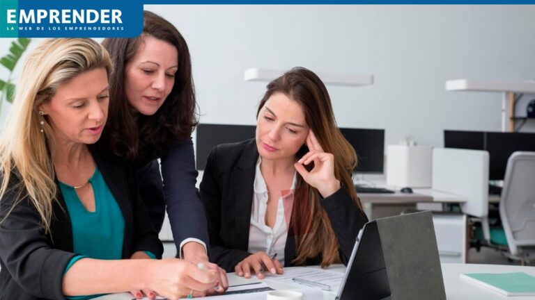 4 oportunidades que pueden aprovechar las mujeres para eliminar las barreras laborales