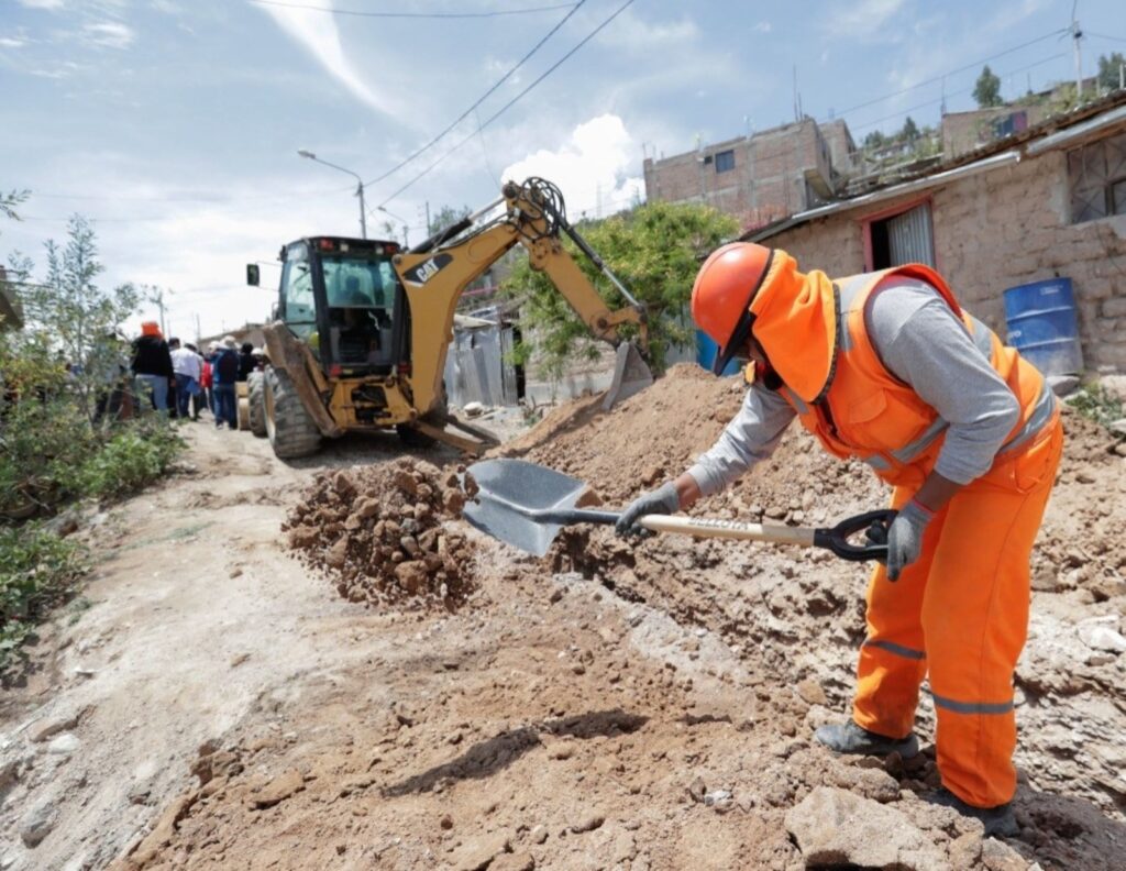 En el 45% de obras a cargo de los gobiernos regionales no se ha desembolsado ni un sol en lo que va del año