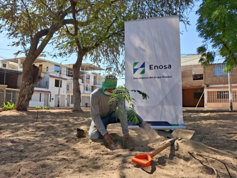 Enosa y la Municipalidad de Veintiséis de Octubre recuperan espacios públicos