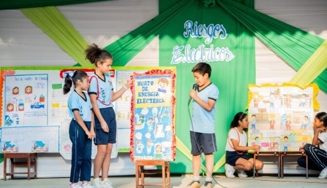 I.E. Marina Purizaca de El Indio realiza segunda feria energética