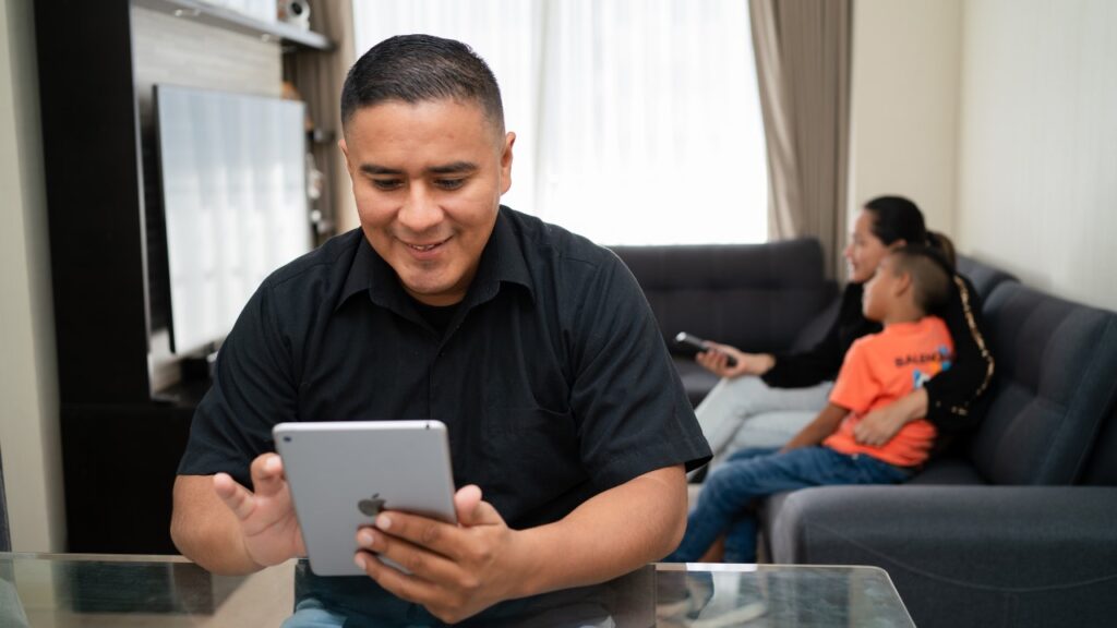 OSIPTEL inicia consulta temprana para analizar el funcionamiento de los servicios OTT como el streaming OSIPTEL inicia consulta temprana para analizar el funcionamiento de los servicios OTT como el streaming