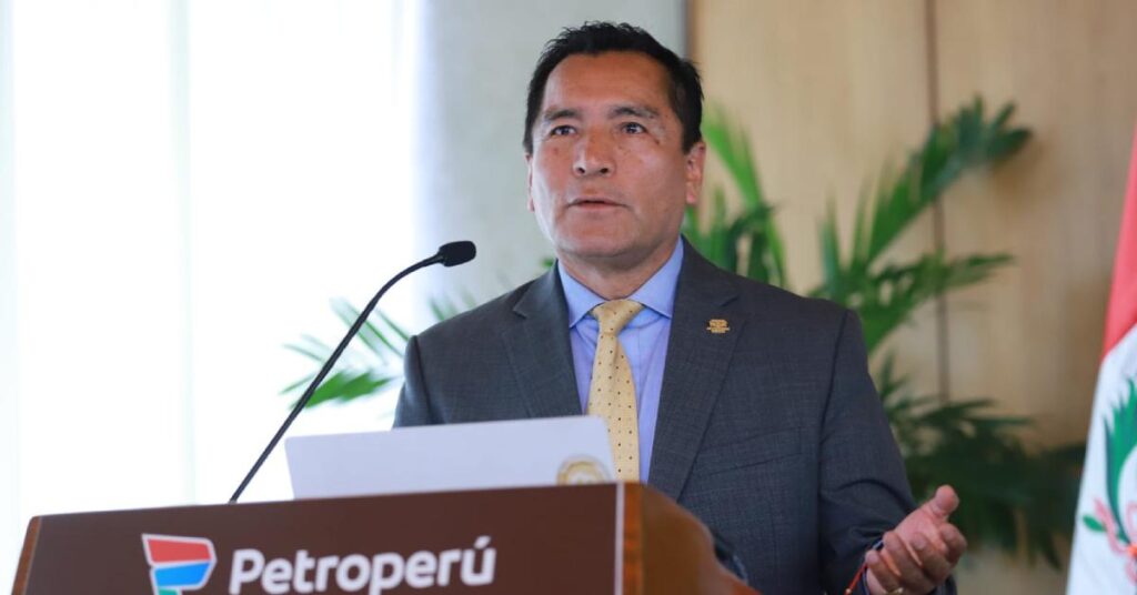Presidente de Petroperú «El 2025 vamos a mostrar cifras en azul» Presidente de Petroperú "El 2025 vamos a mostrar cifras en azul"