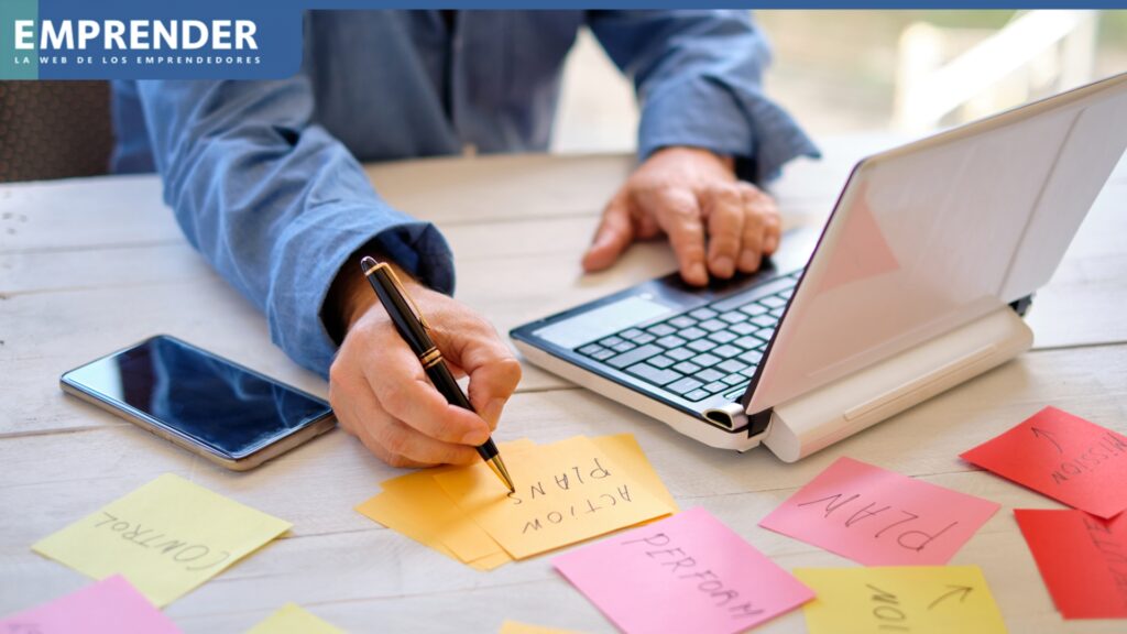 Las mentiras que nos ayudan a emprender: claves del éxito según Néstor Guerra Las mentiras que nos ayudan a emprender: claves del éxito según Néstor Guerra