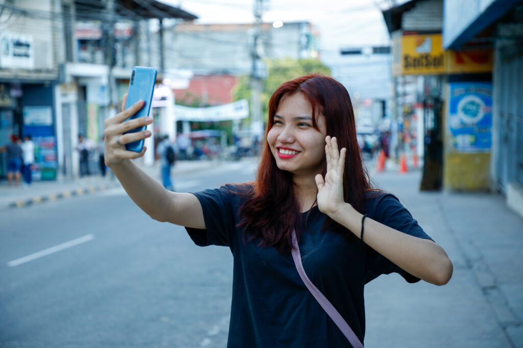 Peruanos consumen, en promedio, 19.24 GB de datos móviles mensuales Peruanos consumen, en promedio, 19.24 GB de datos móviles mensuales
