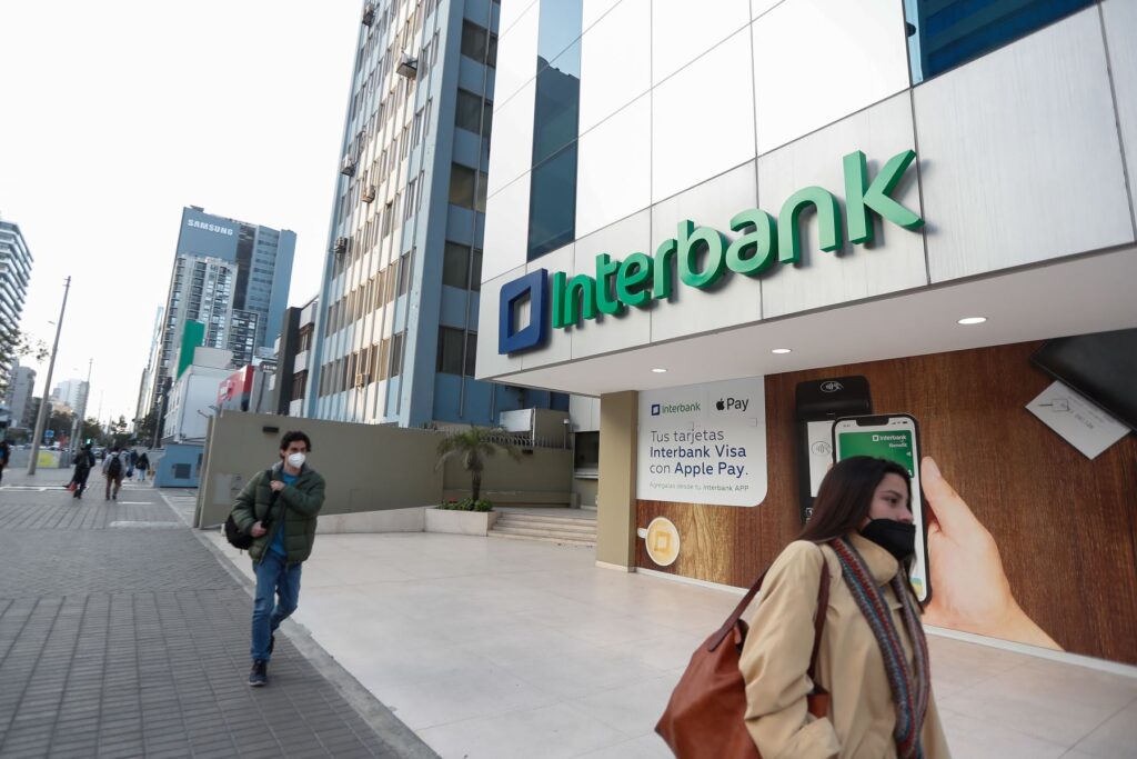 Indecopi multa a Interbank con S/601,875 por afectar saldos de clientes